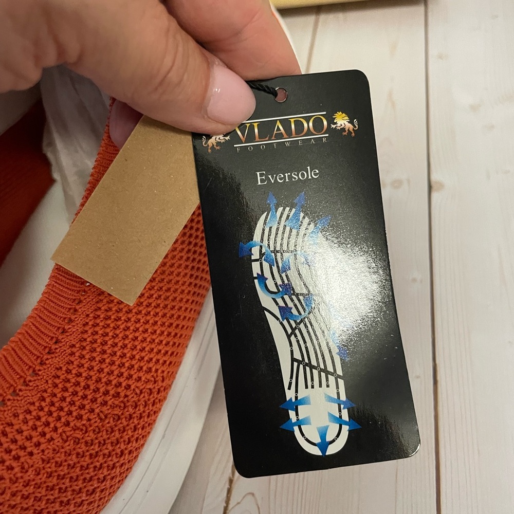 Vibrant Orange Women's Sneakers new in box - Picture 6 of 10